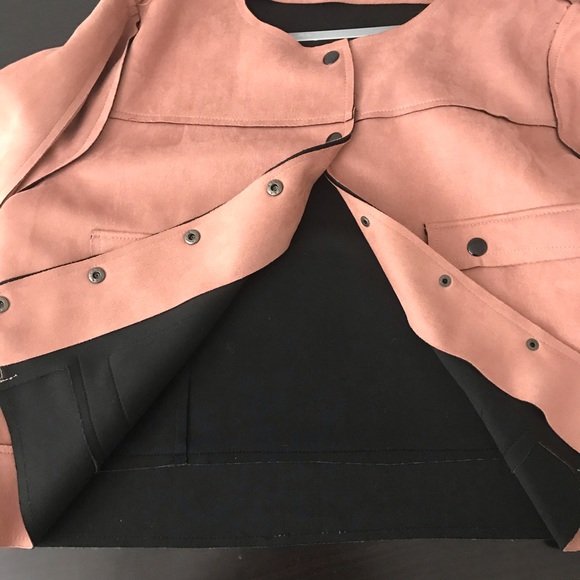 BEAUTIFUL NEW JACKET FOR WOMEN! - Picture 6 of 8